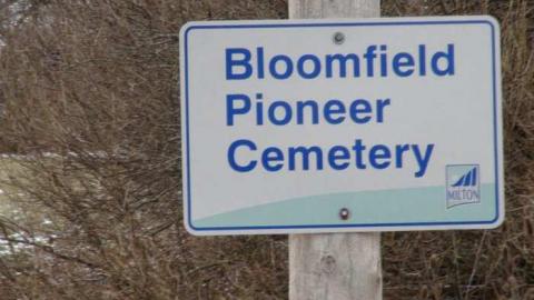 Feb 2013 - Bloomfield-Cemetery5.jpg