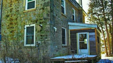 leaving footprints - Eramosa-Stone-Farmhouse92.jpg