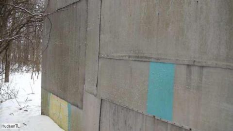 Honey Shack? - DSC01204.jpg