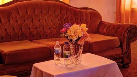 Be My Guest - 4a.jpg