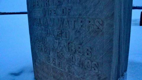 Moorefields Past - Moorefield-Pioneer-Cemetery3.jpg