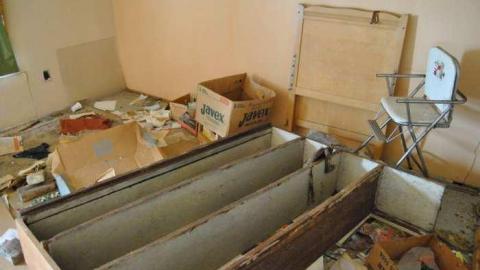 White In The Middle photo 5