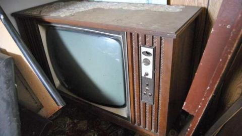 White In The Middle - Chatham-Kent, Ontario