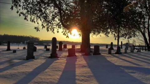 Chosen Spot - Crossroads-Pioneer-Cemetery1.jpg