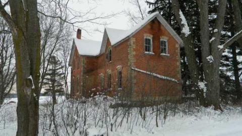 Possum Hook House - Hung-Up-On-Line-8946.jpg