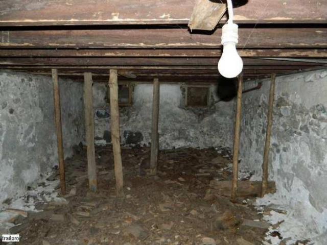 Hung Up On Line 89 - North Perth, Ontario