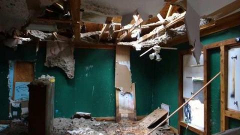 Ugly With a View - Green-Hill-Side33.jpg