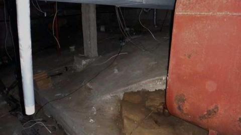 Ugly With a View - Green-Hill-Side37.jpg