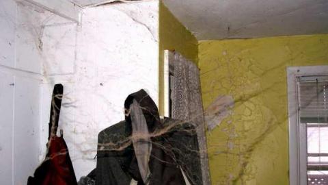 Art Along The Watchtower - Van-Der-Hart41.jpg