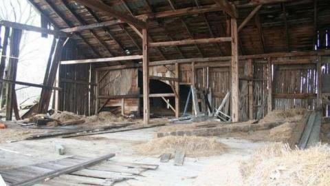 Before demo after locked up - Leslies-demise37.jpg