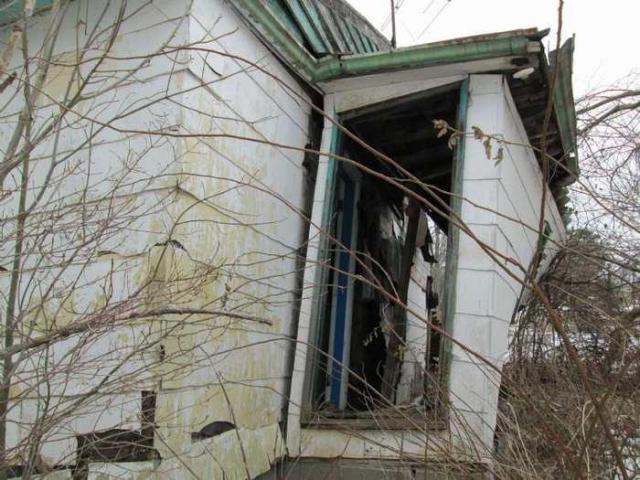 As far as decay can get - 006.jpg