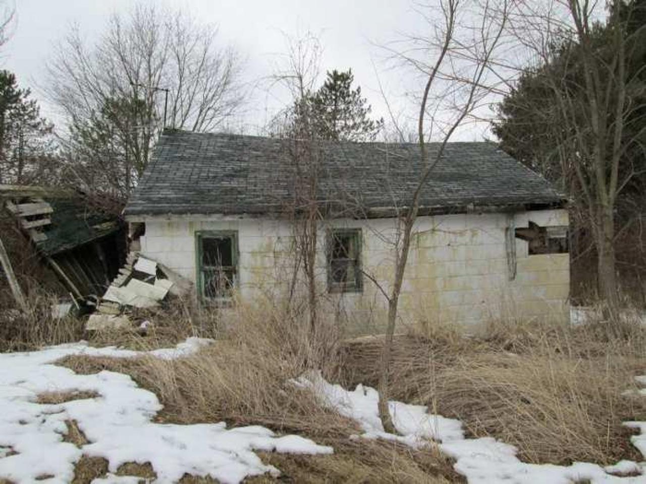 As far as decay can get - 010.jpg