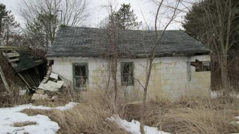 As far as decay can get - 010.jpg