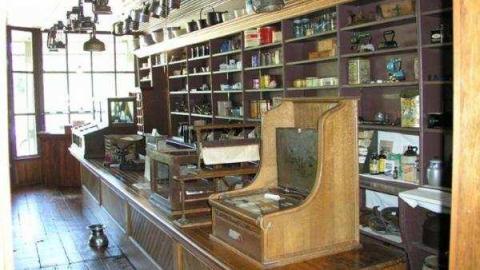 Commanda General Store photo 5