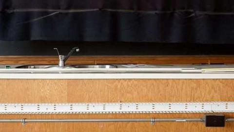 Oct '09 - A Chance Encounter - Dundas-District-Public-School20.jpg