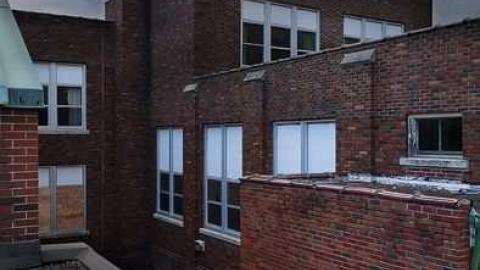 Oct '09 - A Chance Encounter - Dundas-District-Public-School11.jpg