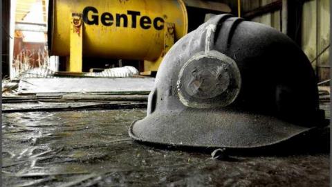 Industrial Trojan War - 06 - IMG_0356 - OAP.jpg