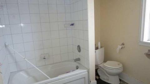 All Alone - Built-On-Bayview6.jpg