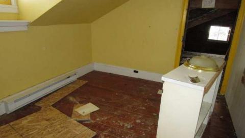 All Alone - Built-On-Bayview11.jpg