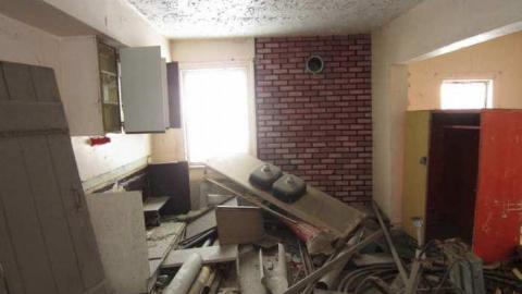 Photo from In & Out in Seconds