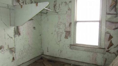 In & Out in Seconds - Cold-Rain52.jpg