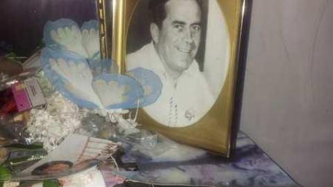 How is this left? - Abandoned-Cat-Lady-House318.jpg