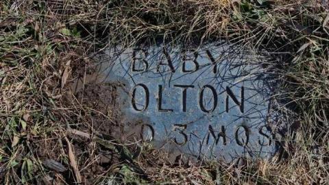 Parkinson Pioneer Cemetery photo 4