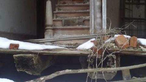 Last Breath of Winter - Solid Stairs.jpg