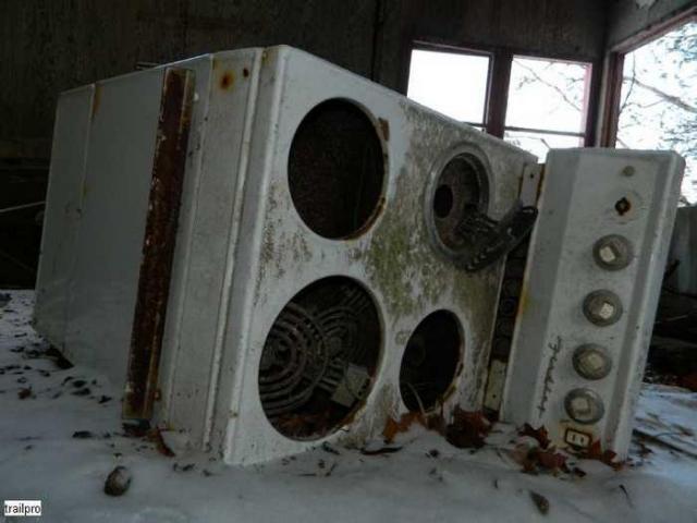 Collapse Imminent On 10th Line photo 2