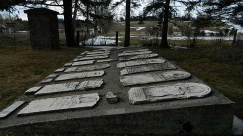 Ponsonby Pioneer Cemetery - Ponsonby-Ghost-Town17.jpg