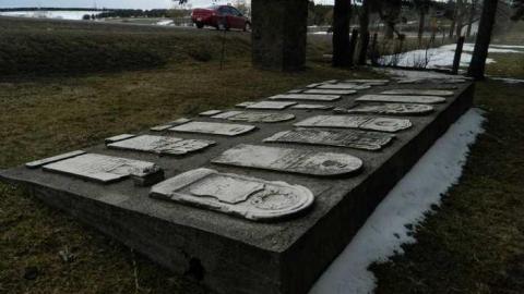 Ponsonby Pioneer Cemetery - Ponsonby-Ghost-Town5.jpg