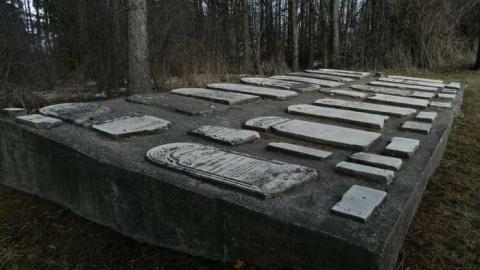 Ponsonby Pioneer Cemetery - Ponsonby-Ghost-Town13.jpg