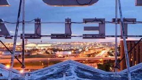 2009 - Regal-Constellation11.jpg