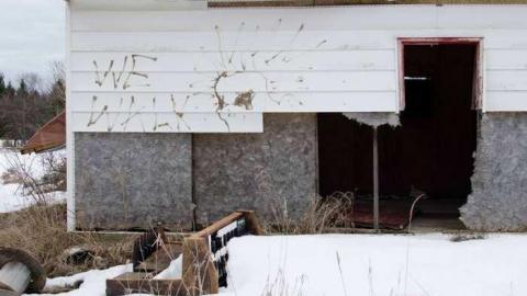 March 28/13 visit - 2013 March_8894D28.jpg