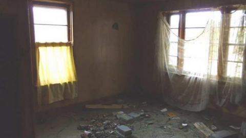 The House, Mar 28,2013 - IMGP0548.jpg