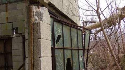 Mystery Building, Mar 28,2013 - IMGP0592.jpg