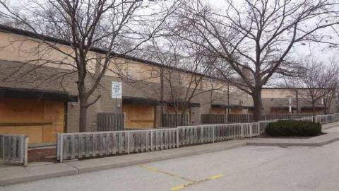 Ghetto Fabulous photo 3