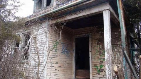 April Fools 2013 - Mess-on-Dundas27.jpg