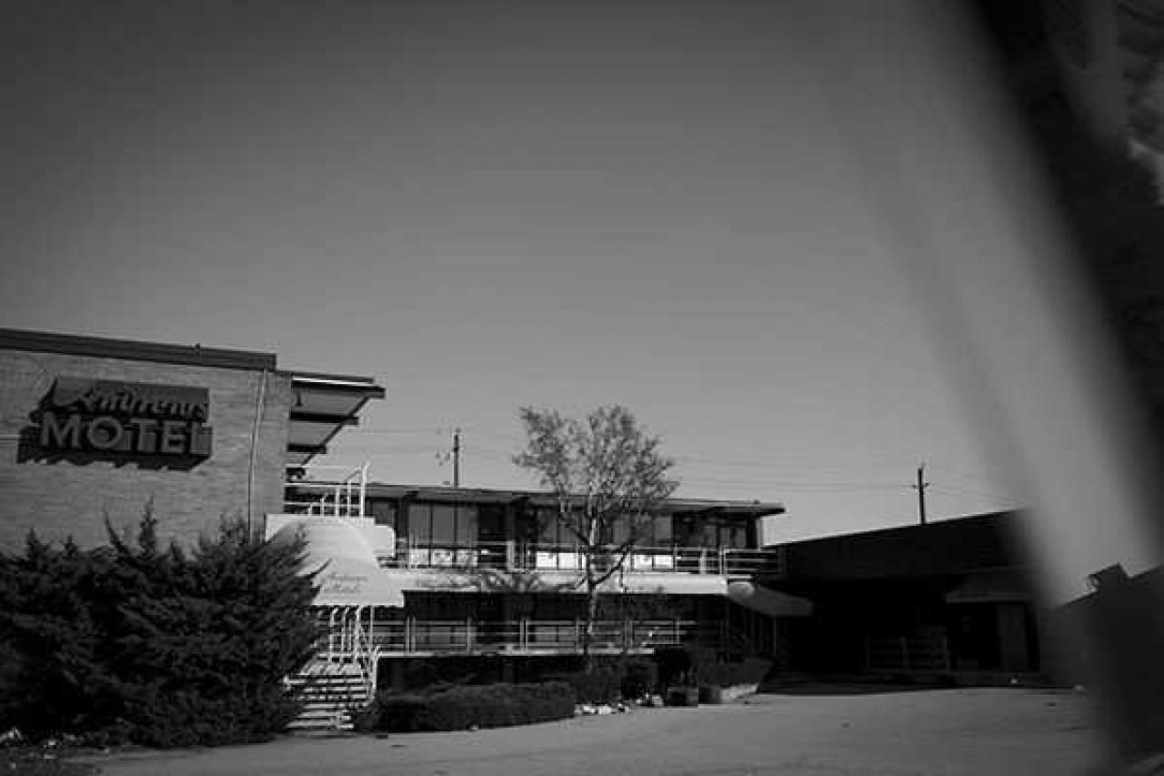Motelevision  - Andrews-Motel47.jpg
