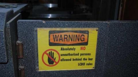 Interiors April 3 2013 - DSC_0501.jpg