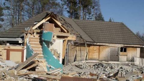 Sad News - Caledon-Credit-Estate11.jpg