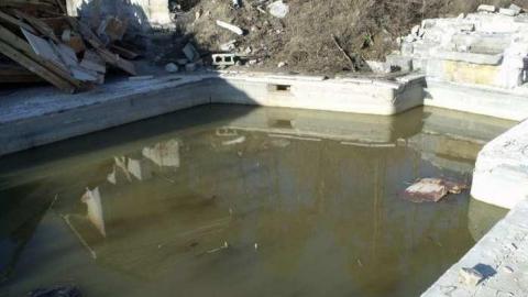 Sad News - Caledon-Credit-Estate17.jpg