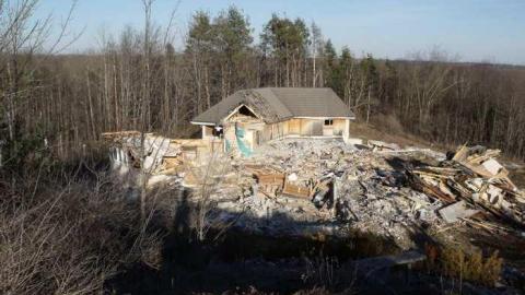 Sad News - Caledon-Credit-Estate29.jpg