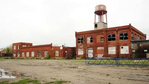 Snow And Mud - Leighton-Sheet-Metal4.jpg