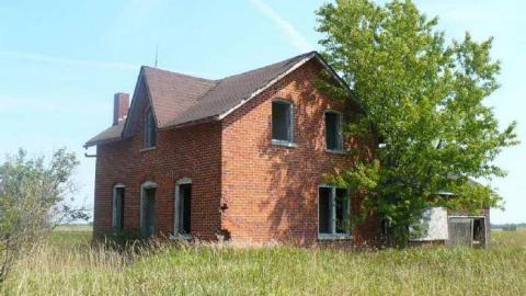 August 2012 - Sideroad-25-Farmhouse80.jpg