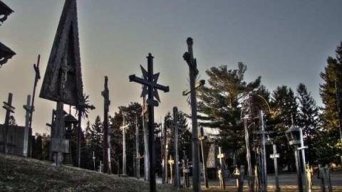 People Are Dyin to get in Here - St.-Johns-Lithuanian-Cemetery6.jpg