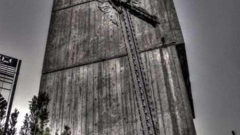 People Are Dyin to get in Here - St.-Johns-Lithuanian-Cemetery19.jpg