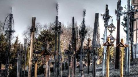 People Are Dyin to get in Here - St.-Johns-Lithuanian-Cemetery17.jpg