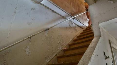 April/13 - Cemetery-house39.jpg