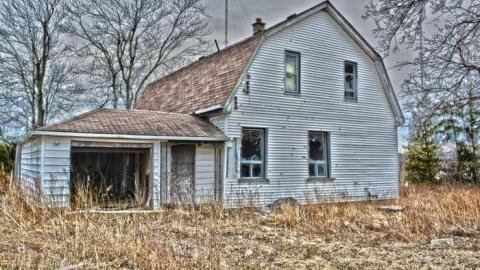 April/13 - Cemetery-house41.jpg